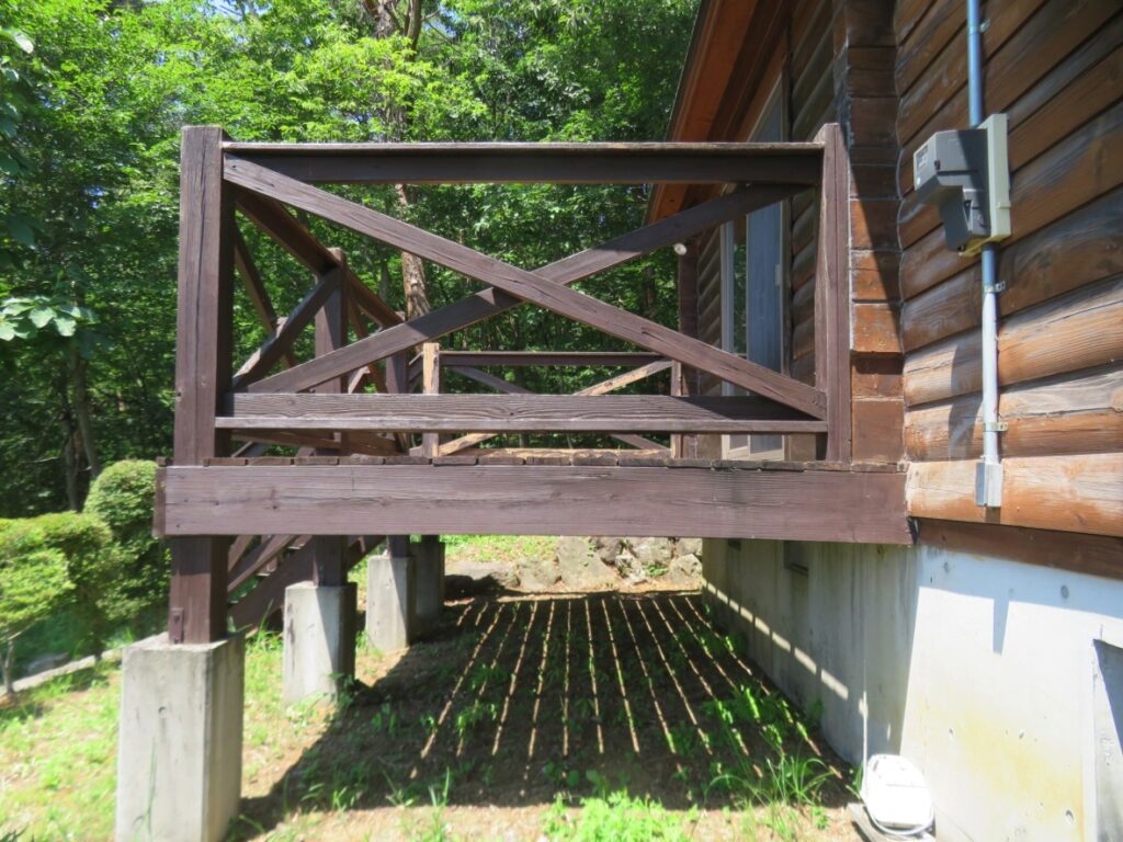 ウッドデッキ