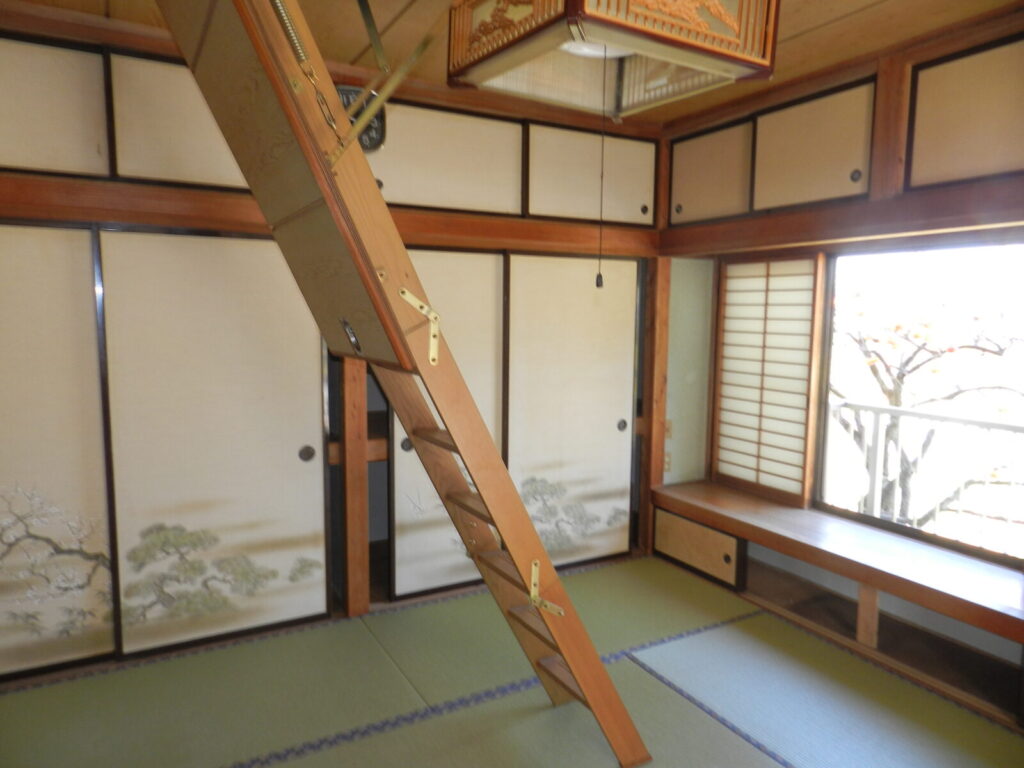 二階和室