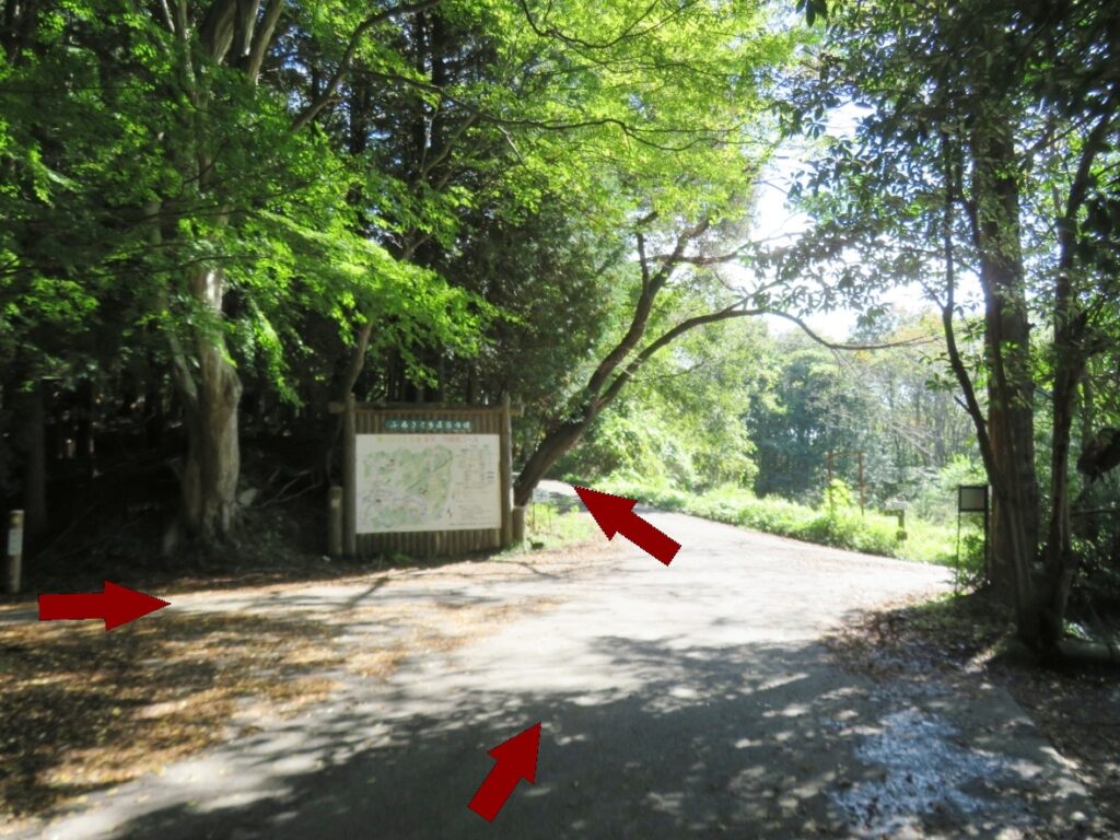 寄居町、長瀞町方面からは、ここを矢印の方へ