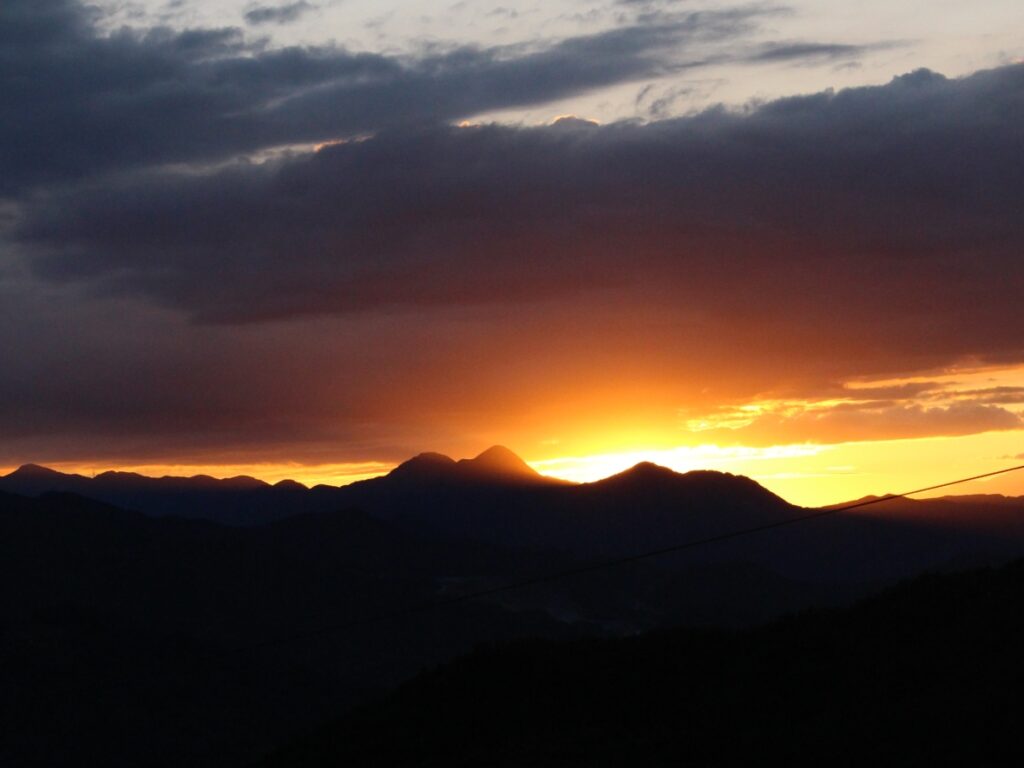 オーナー様がバルコニーから撮られた夕日