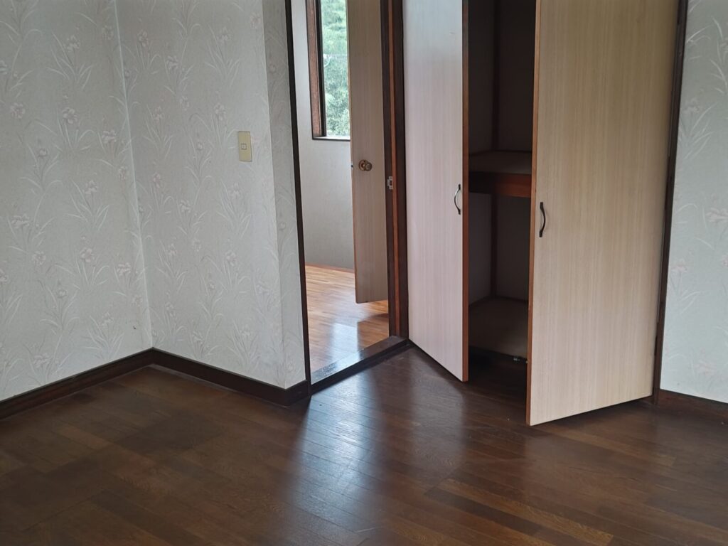 2階 洋室