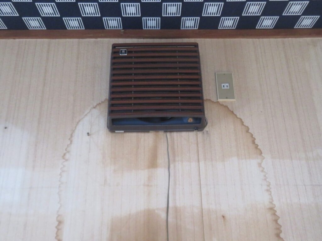 水シミ