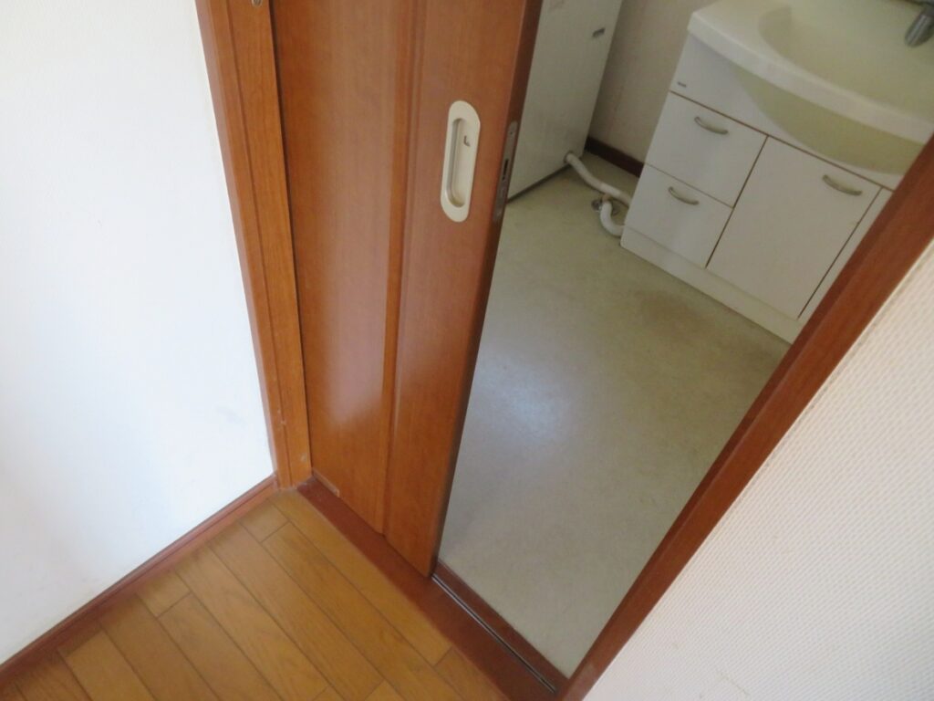 便利な引戸で