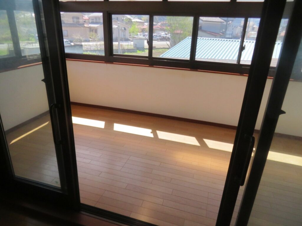 建具の先に