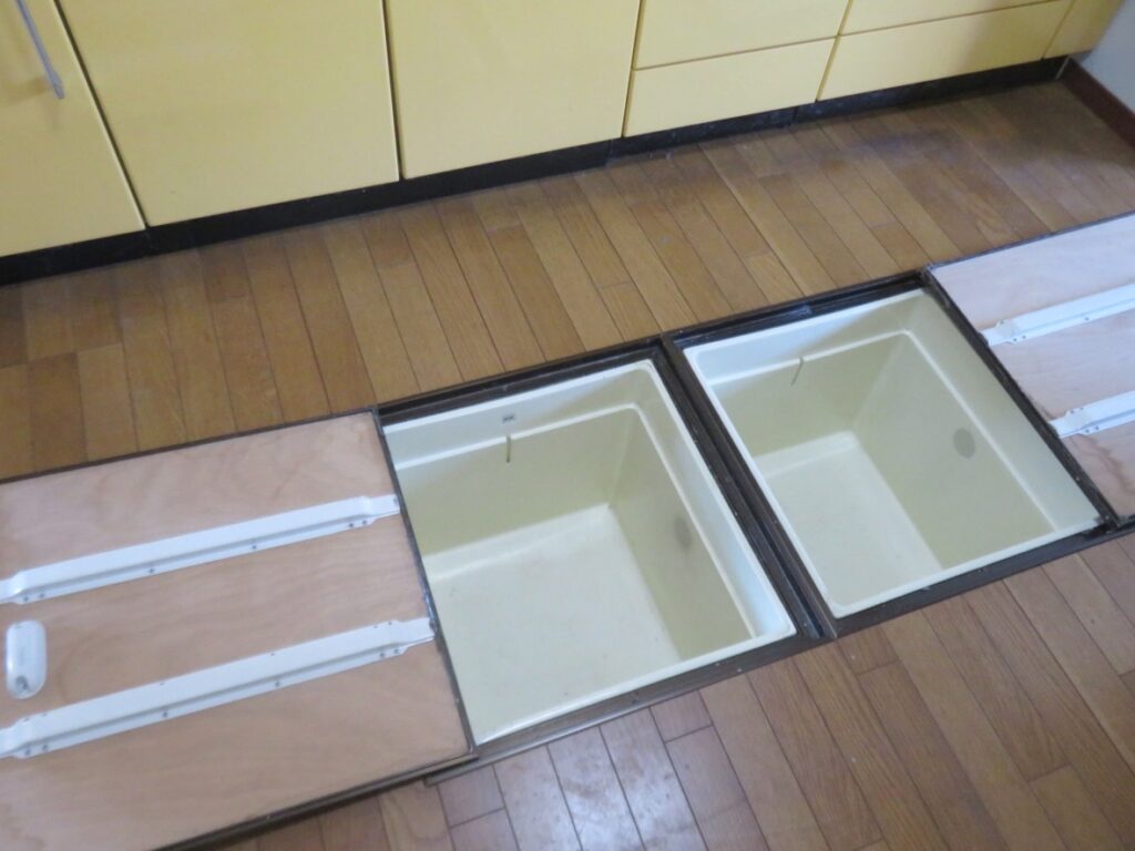 床下収納