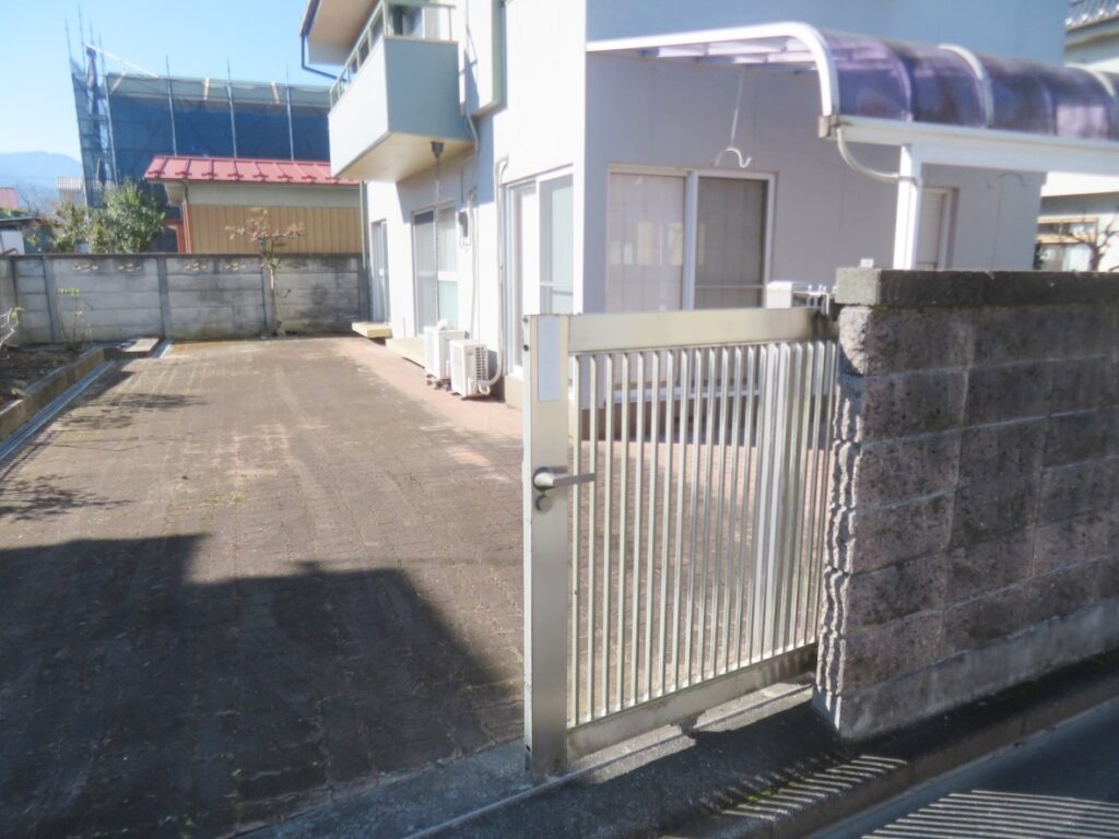 開けて