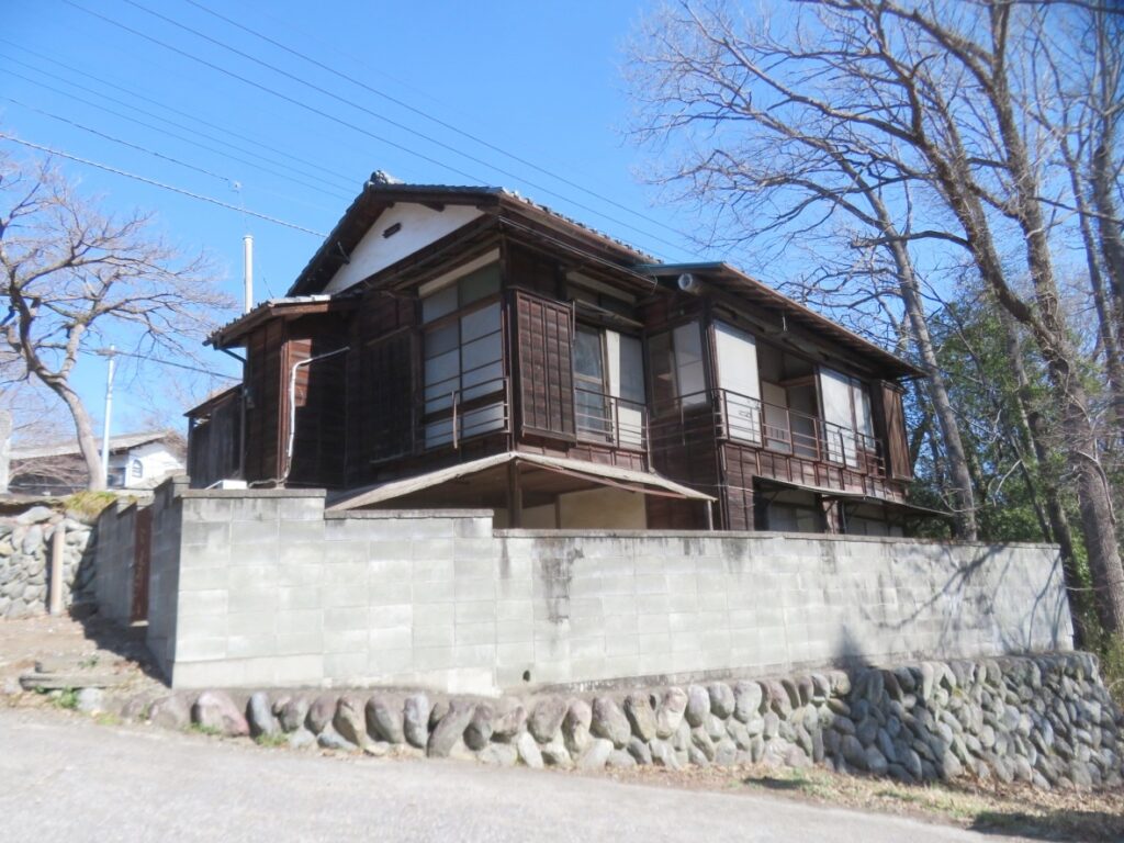 3月
