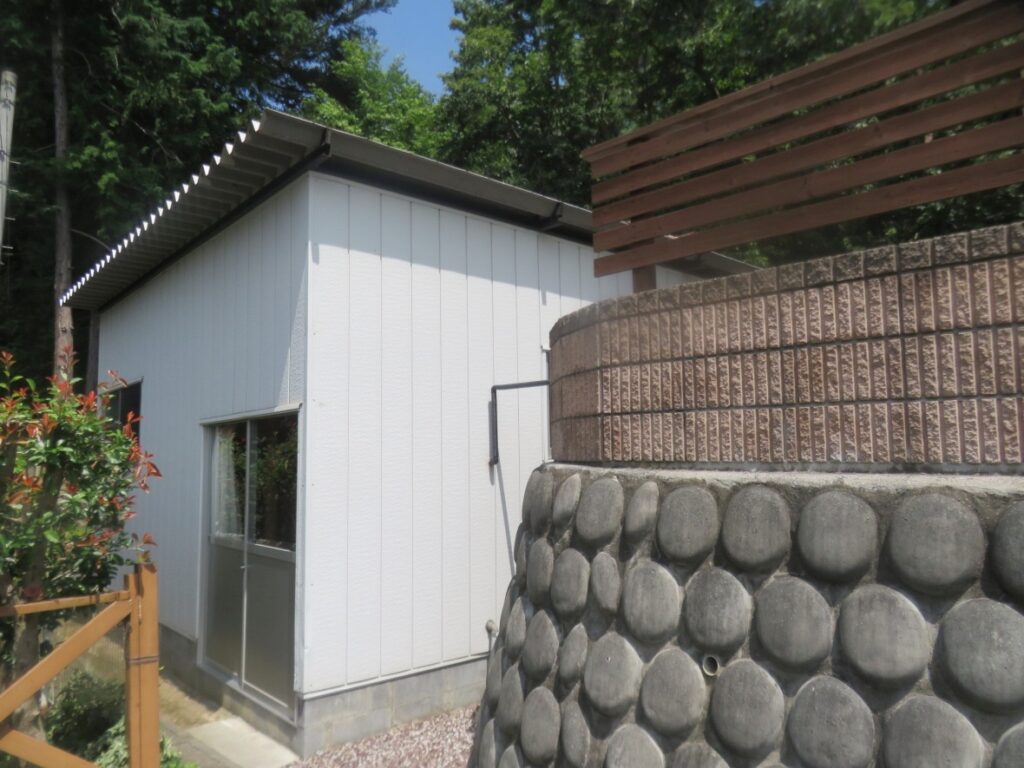 別棟には
