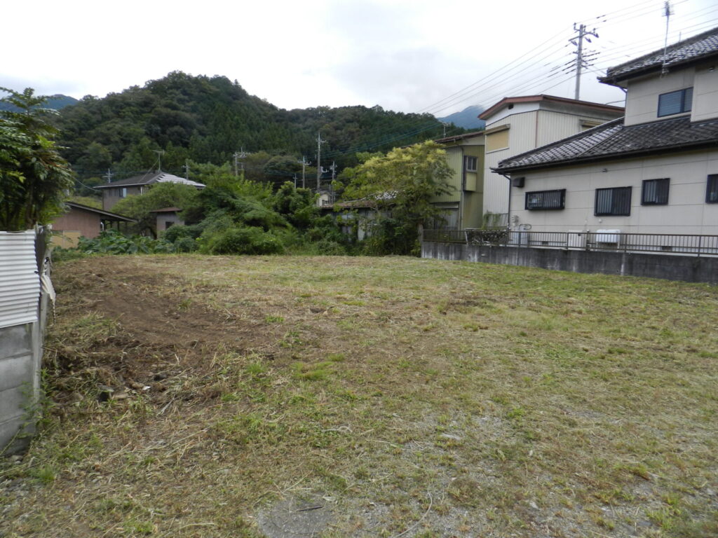 建物側から見た敷地